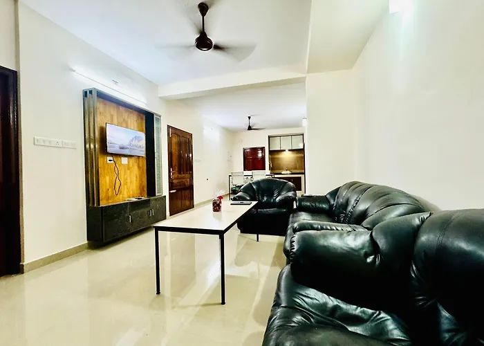 Al-Kabeer Serene Pond Retreat Kowdiar 4Bhk