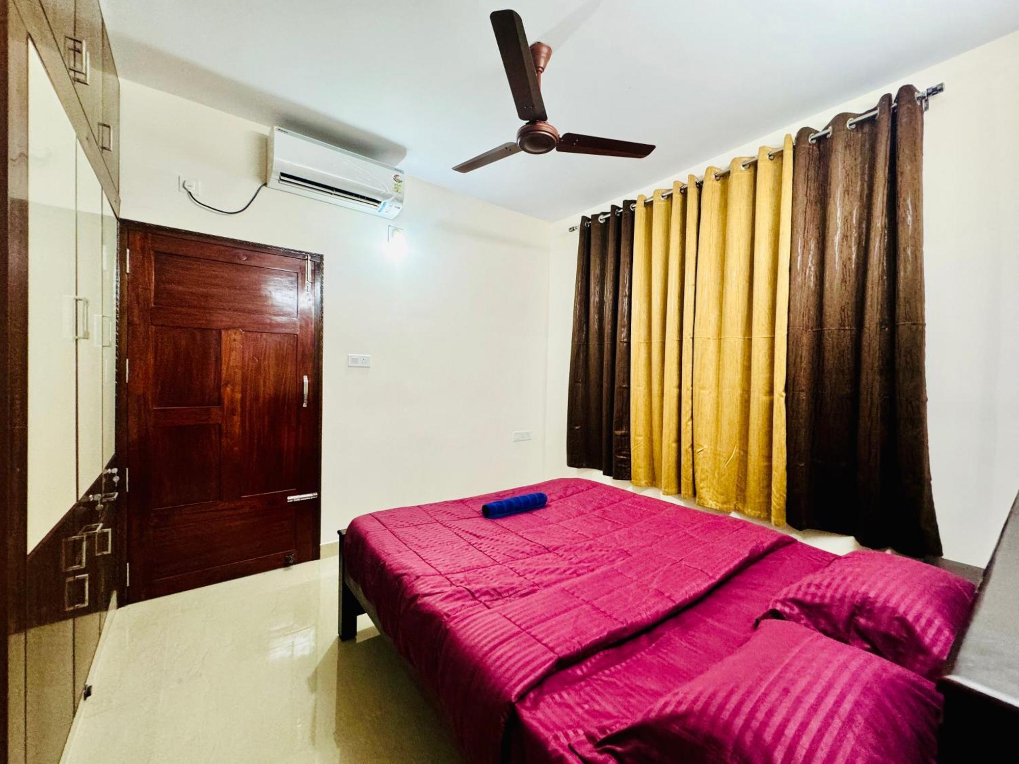 Al-kabeer Serene Pond Retreat Kowdiar 4bhk Thiruvananthapuram