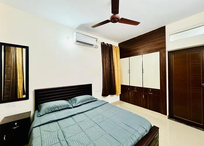 Al-Kabeer Serene Pond Retreat Kowdiar 4Bhk